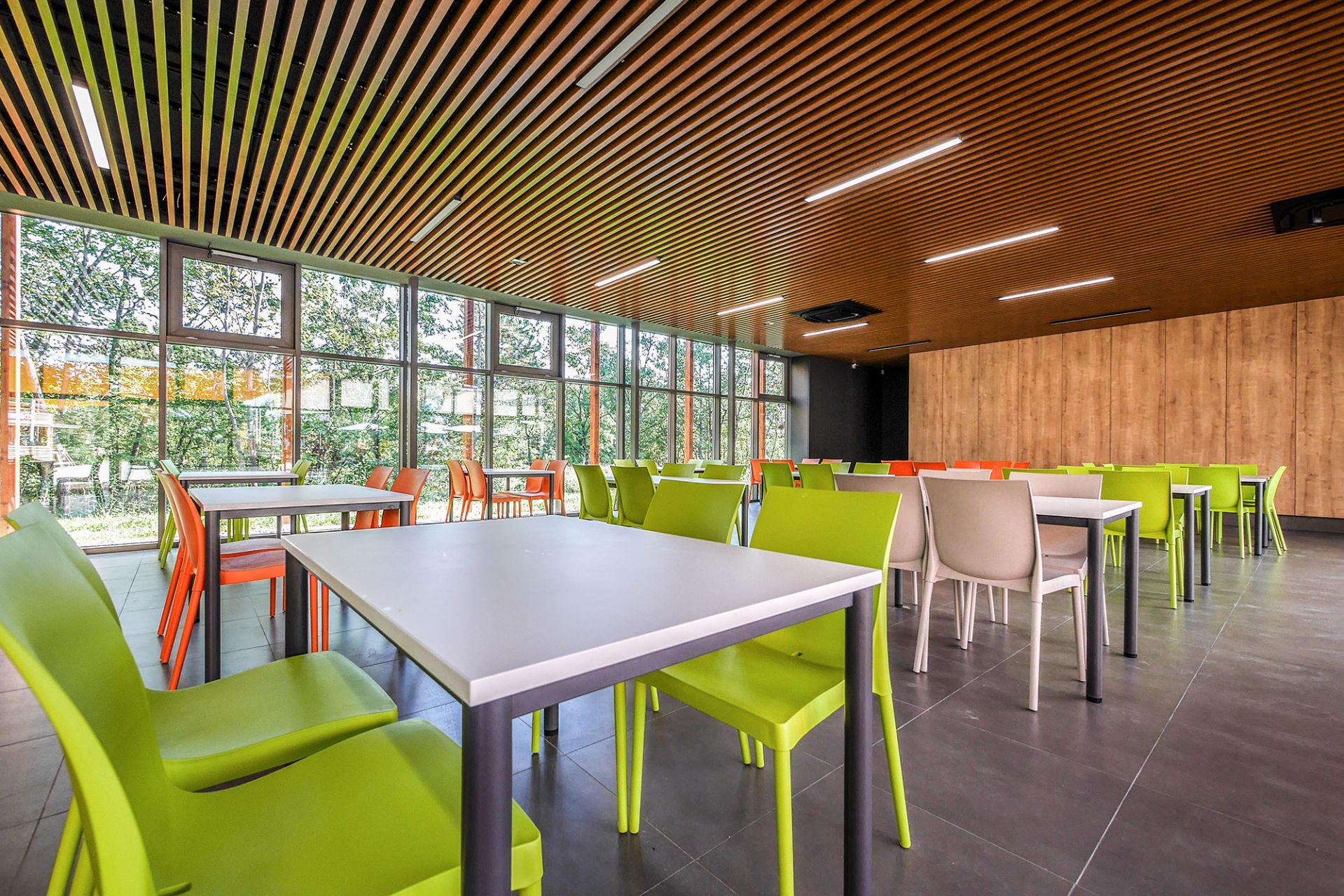 Zoo restaurant