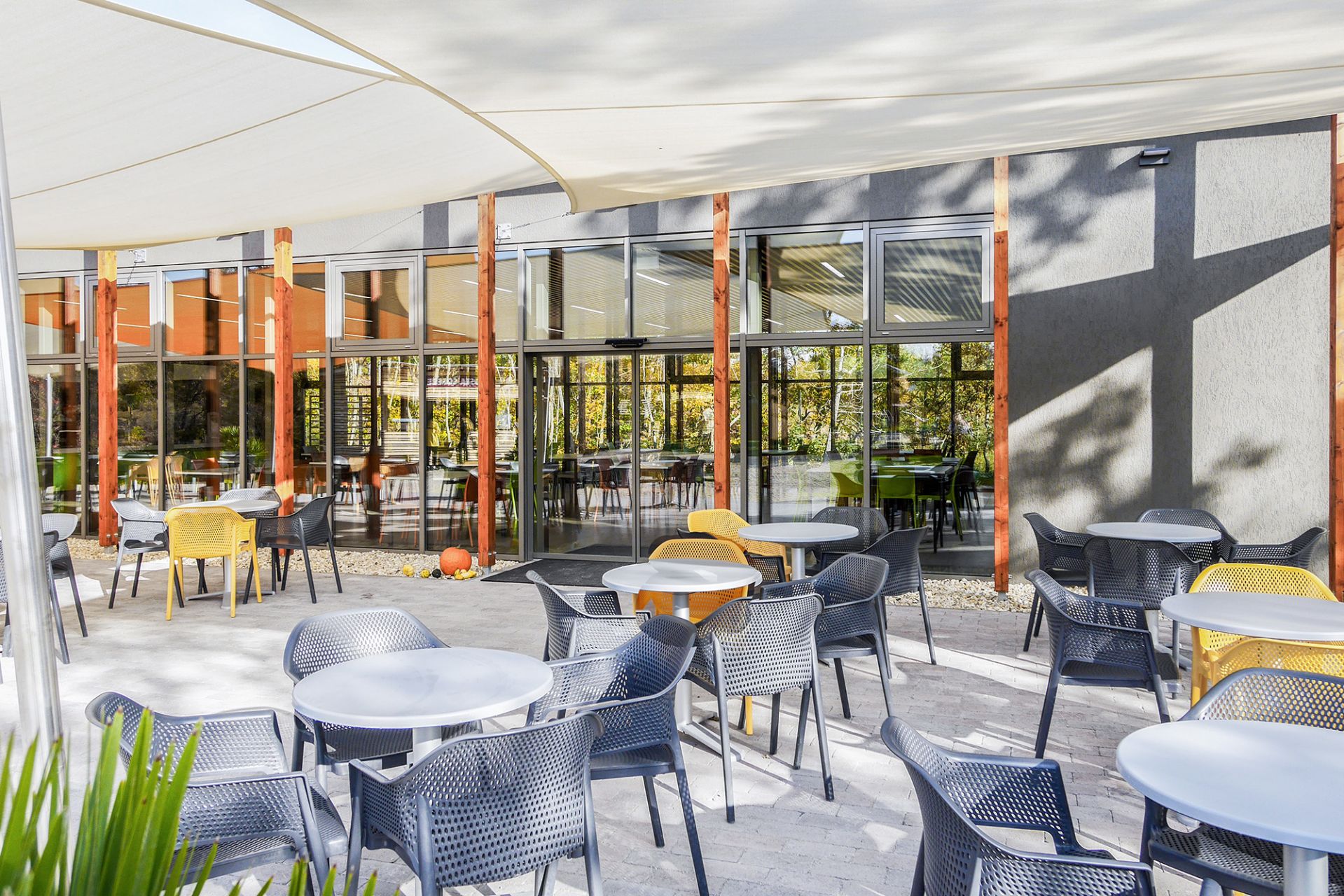 Zoo restaurant